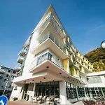 Hotel Wellness Panorama 4*