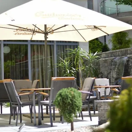فندق Wellness Panorama 4*