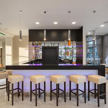 酒店 Wellness Panorama 特伦钦温泉区